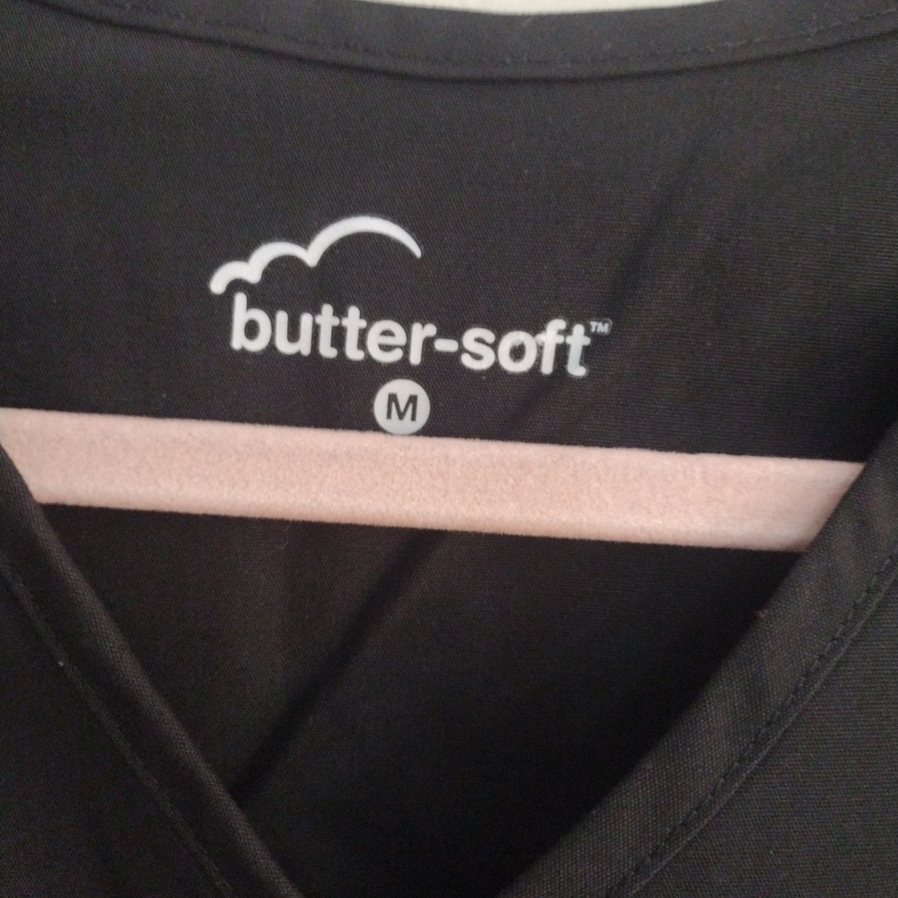 Uniform Advantage Butter-Soft Black Scrub Top Medium NWT